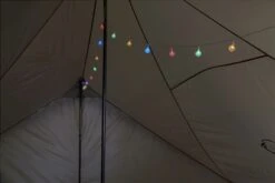 Easy Camp Globe Lichtsnoer Kleurenmix 15 Lampen - 2 Meter -Buitenuitrusting 1268 1900 67c93ed5 e0e9 4436 bb85 bb6ad4e4c883 1280x960