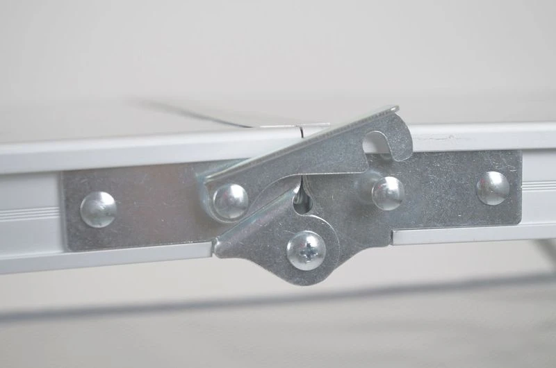 Bo-Camp Premium 90 X 60 Koffermodel Campingtafel - Grijs 10 Bo-Camp Premium 90 X 60 Koffermodel Campingtafel - Grijs - Afbeelding 8