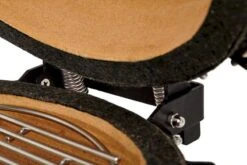 Kamado Joe Junior Barbecue -Buitenuitrusting 800 1200 kamadojoejr hinge3 cmyk