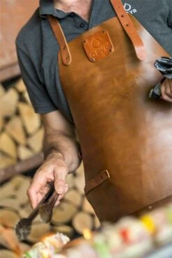 OFYR Leren Schort - Bruin -Buitenuitrusting 900 601 apron 001